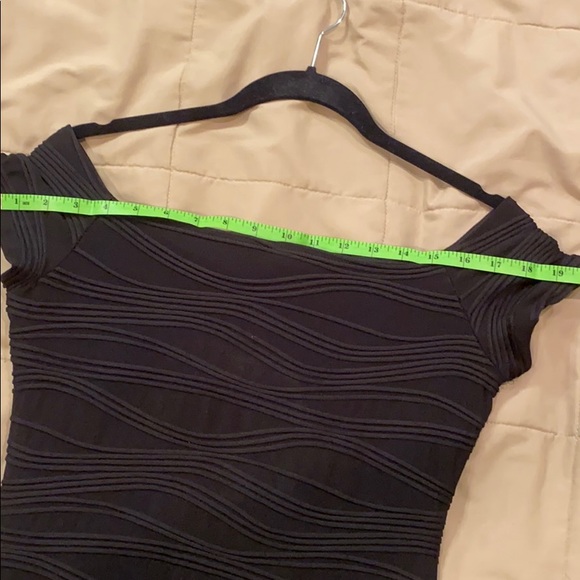 WET SEAL Large fitted lined stretchy black dress - Picture 4 of 11